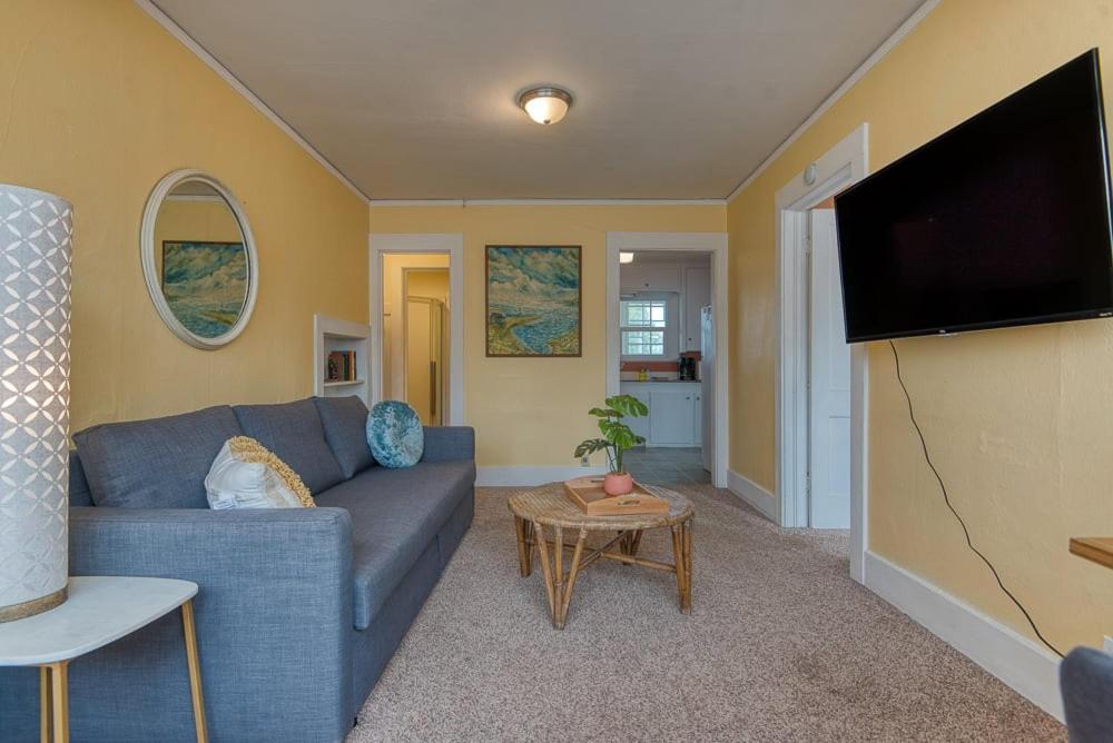 #Stayinmydistrict Heritage House Apt Coos Bay Exterior foto